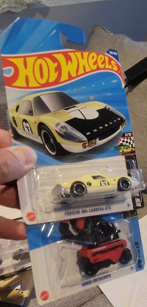 Hot Wheels Collector One-time
